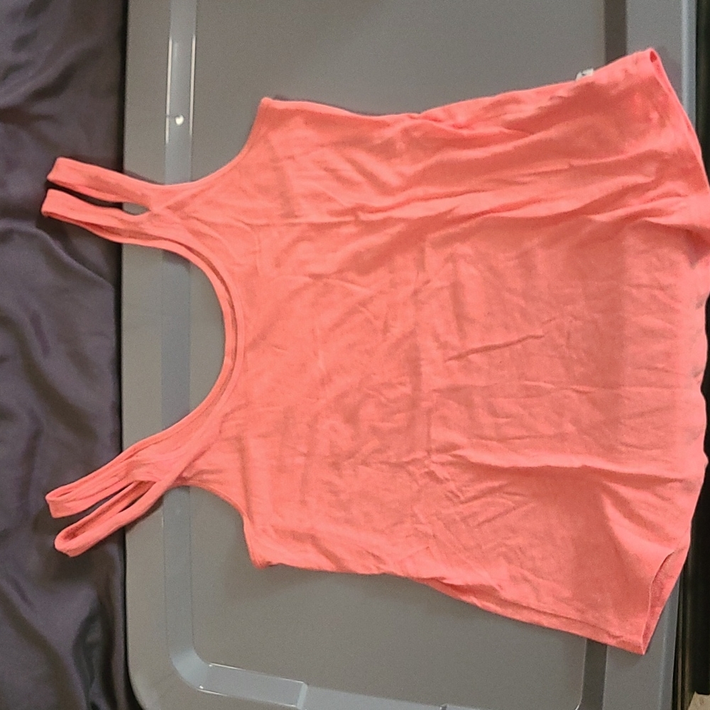 AE Tank Top 🧡
